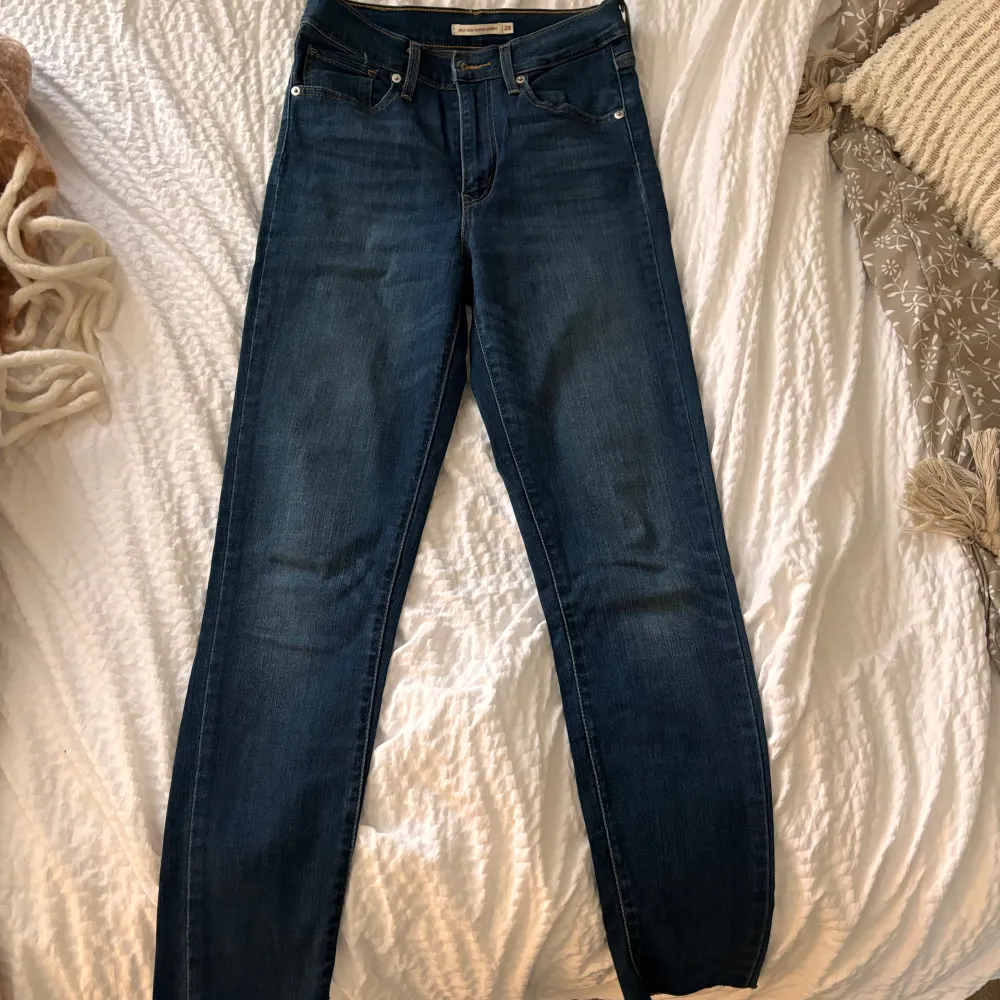 ”Mile high super skinny” Levis Jeans Högmidjade tajta jeans med mycket stretch. Jeans & Byxor.