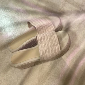 Sandaler  - Sandaler i storlek 38 