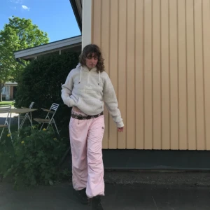 Pink parachute pants - Rosa parachute pants från Urban outfitters 