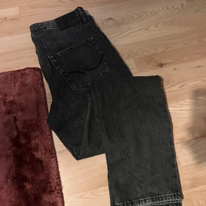 Jack and jones jeans - Knappt använd