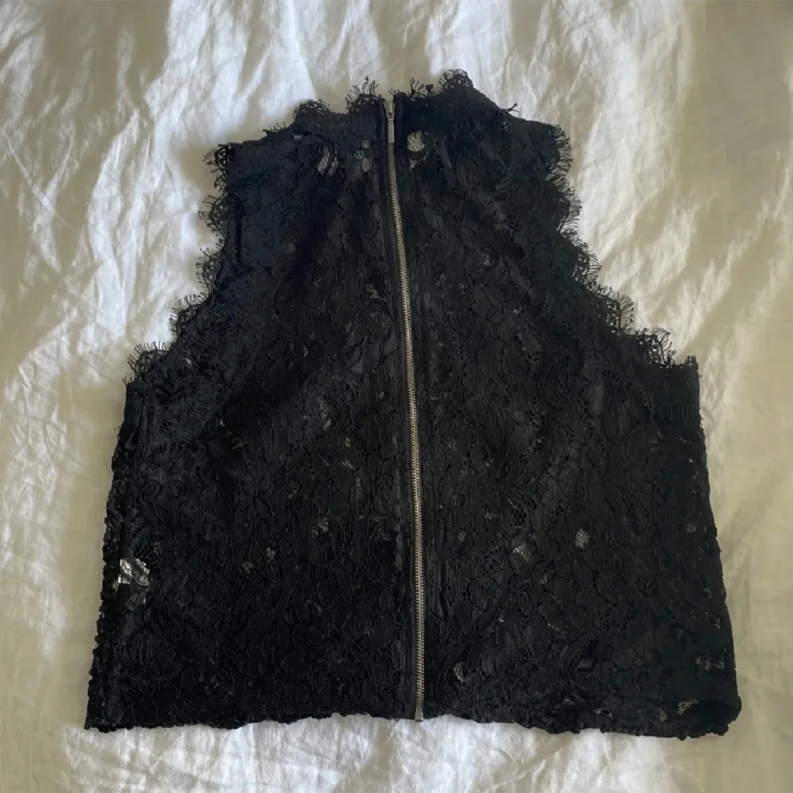 Svart spetslinne från Zara Trafaluc - 90