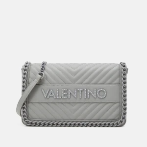 Valentino väska - Bra skick aldrig använd säljer för 1000kr köpt för 1750🤍   pris kan diskuteras 💖