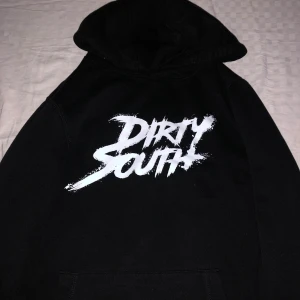 Dirty South - Strlk M Oanvänd nästan Lite damm men går o tvätta av 