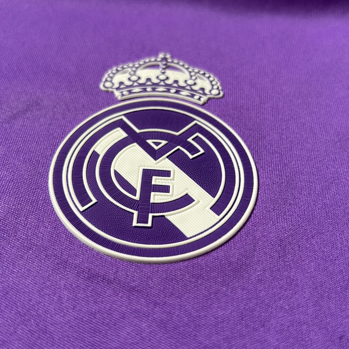 Real Madrid 16/17 borta - 91