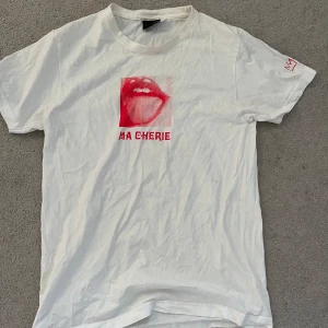 Hov1 Merch  - Hov1 merch som är i fint skick och använd fåtal gånger, skriv för frågor💕