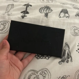 Ögonskugga ❤️ - Inte använd jätte fina färger! ❤️