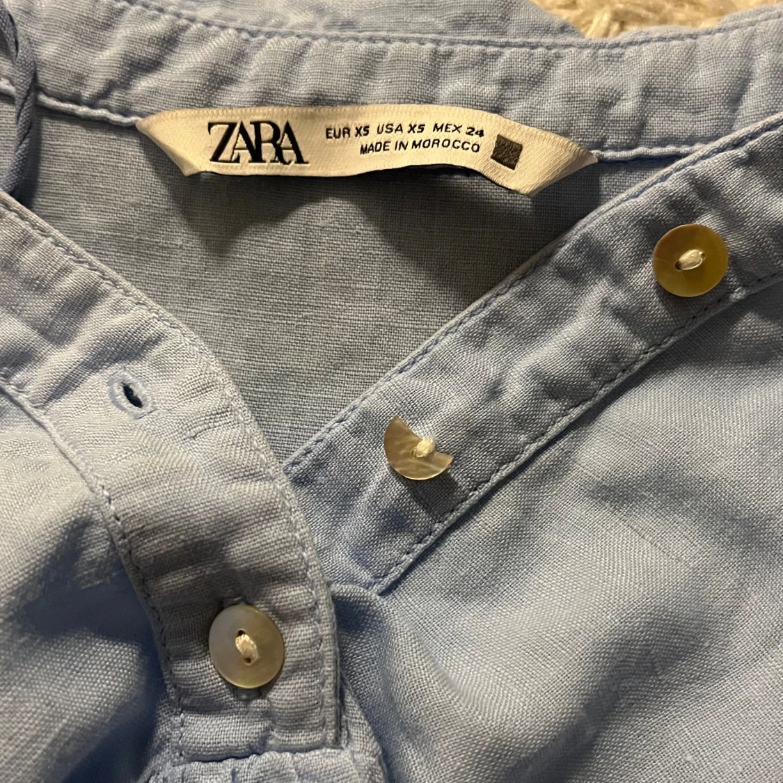 Blå klänning  - 92