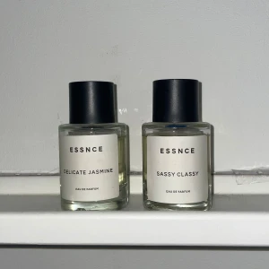 Parfymer - Säljer båda för 100kr/st eller båda för 170kr🤩 Använda men inte alls mycket. 