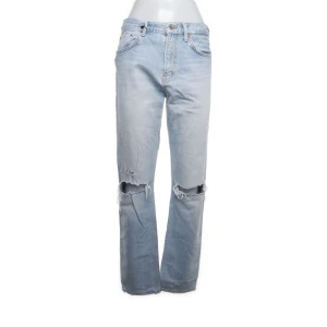 Zara jeans  - Säljer dessa as snygga baggy jeans från zara då de inte kommer till användning! 🥰