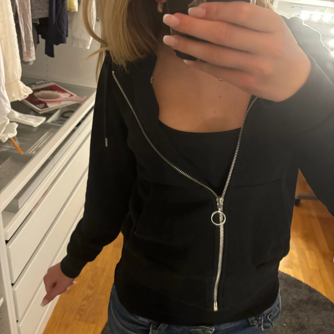 Svart zip hoodie  - 90