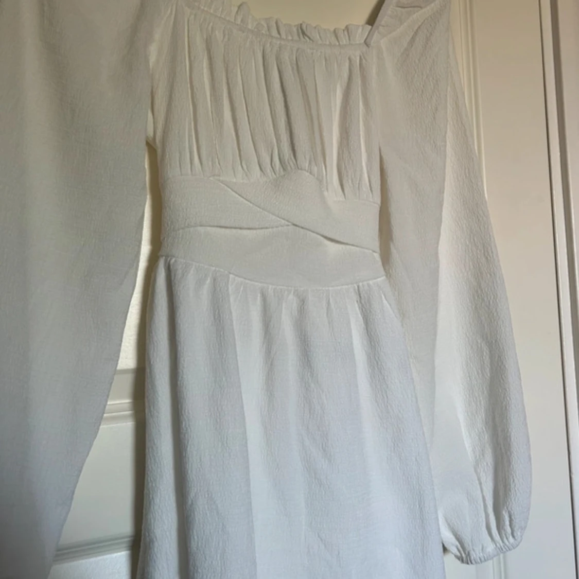 vit klänning  - 90
