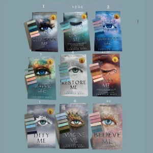 Shatter me series+tabs.  - Hej!! Säljer hela shatter me serien+ matchande ”tabs” eller indexflikar som kan användas som i bilden!💗Nypris på serien är kring 1800kr då en bok kostar runt 200kr! Superpris!  (Färgerna matchar boken, exempel på sista bilden!) skriv angående frågor💗