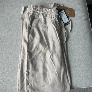 Begie linnebyxa - Linnebyxa från veromoda🌸 aldrig använd, prislapp kvar😇