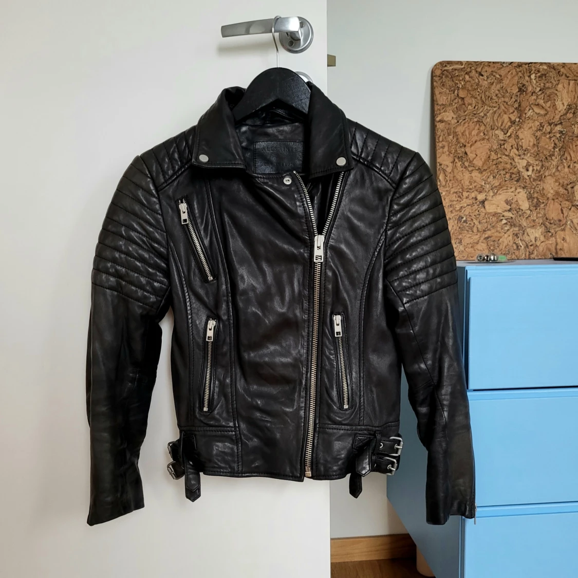 Äkta skinnjacka designer