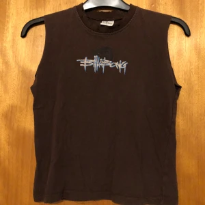 Babytee grunge linne - Avklippta armar  Cool Barn tröja