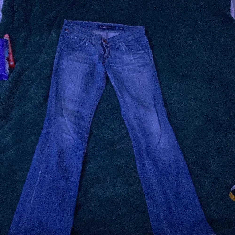Så söta miss sixty jeans, lågmidjade och lowrise 💕 innerbenslängden - 82 cm, midjemåttet - 37,5 cm 💕 . Jeans & Byxor.
