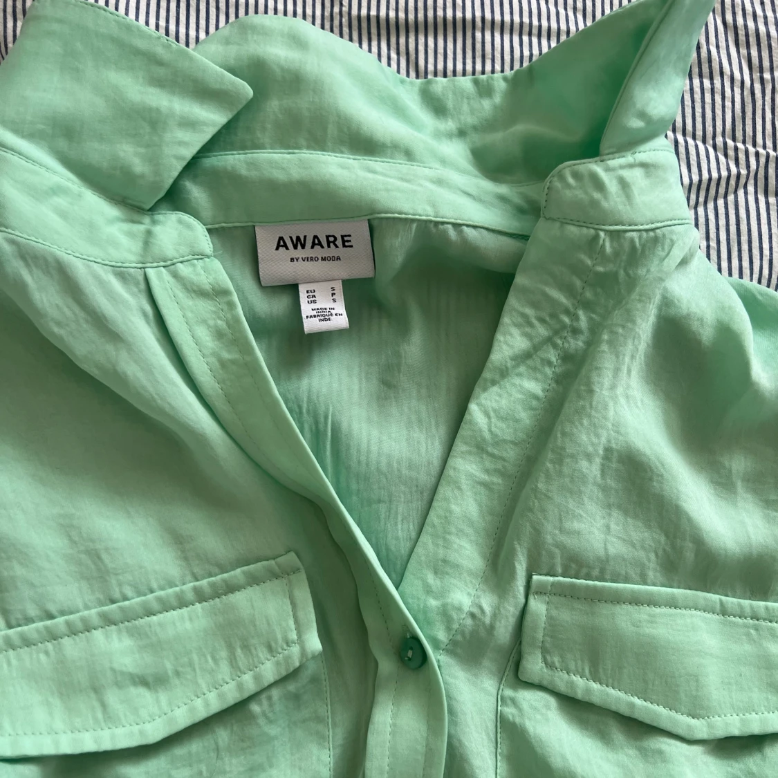 Oanvänd grön skjorta! - 91