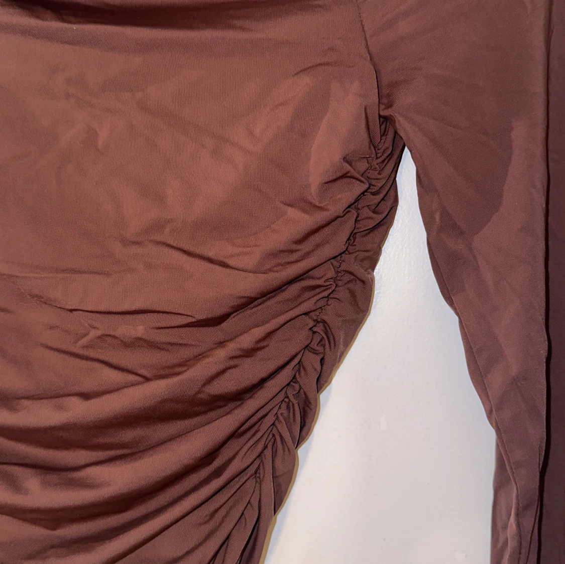 One shoulder tröja - 90