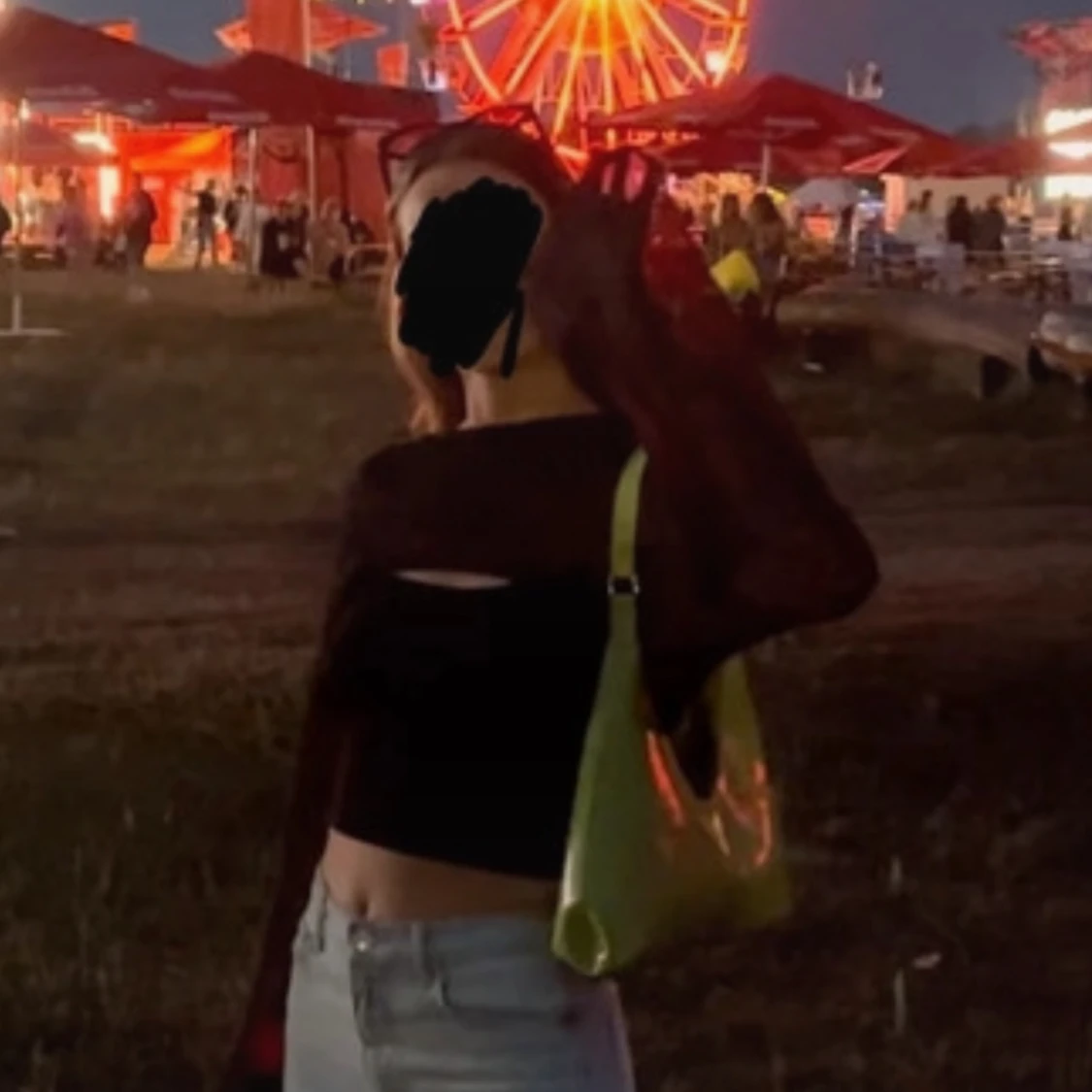 Grön BY FAR väska  - 92