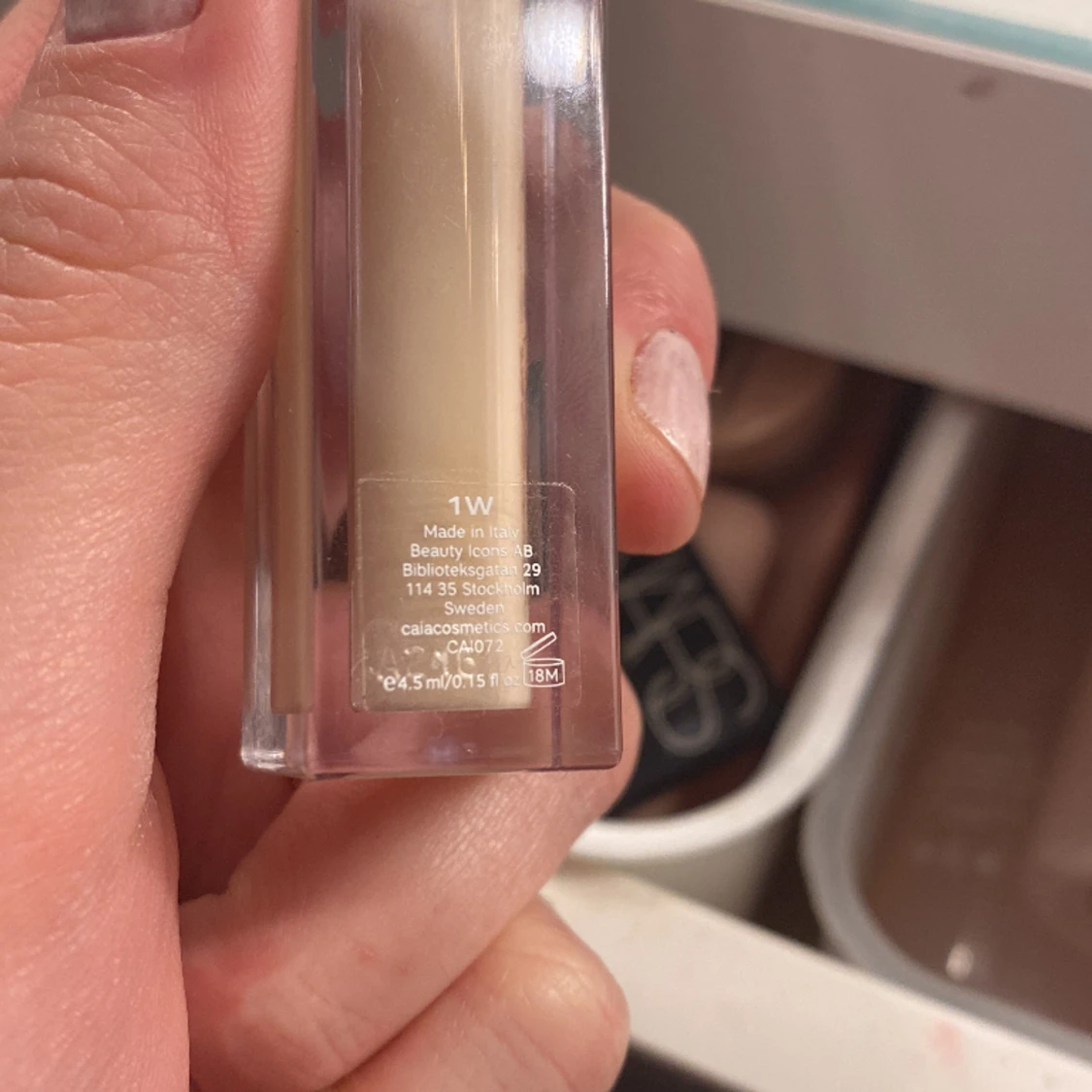 Caia concealer  - 90