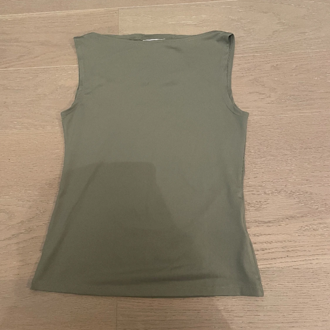 Snygg topp från weekday