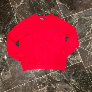 Ralph lauren tröja  - Snygg Ralph lauren tröja i grymt skick! Storlek Large. 