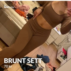 Brunt setr - Sett