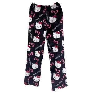 Hello Kitty pyjamas byxor i jätte mjukt material, helt nya för de passade tyvärr inte mig