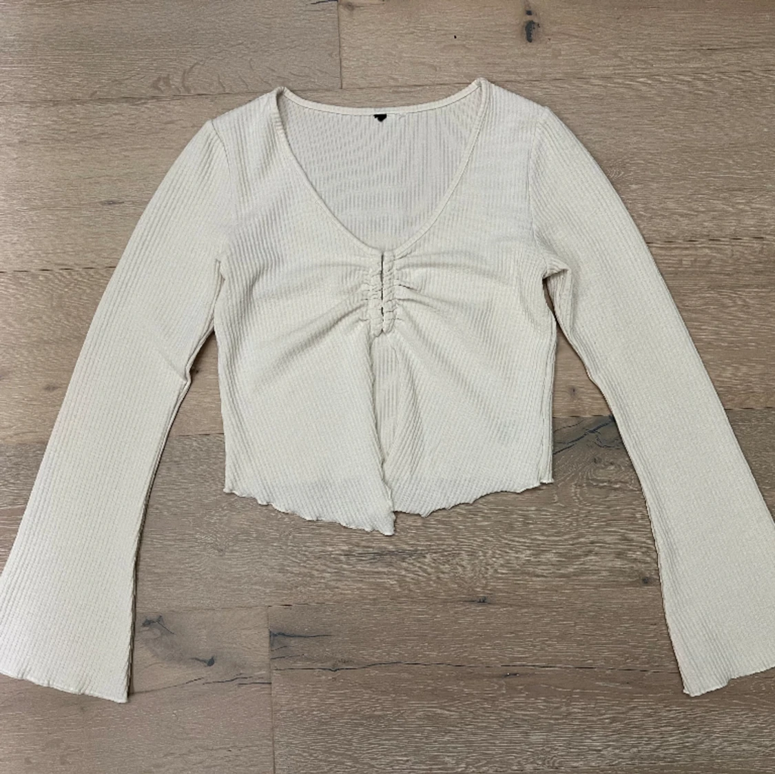 Vit ribbad tröja - 91