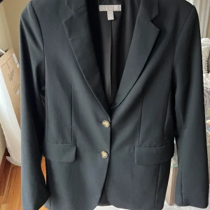 Blazer kavaj  - Super snygg kavaj från hm xs men sitter oversize