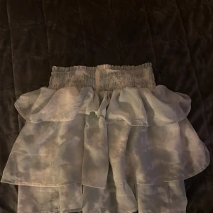 Tjol - Jag säljer denna jätte fina tjolen💕 skriv för flera frågor🥰Tjolen är i storlek xs❤️