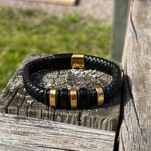 Armband  - Armband riktig snygg äkta guld 