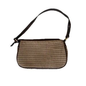 Rutig Handväska  - Handväska! Mycket bra skick! 