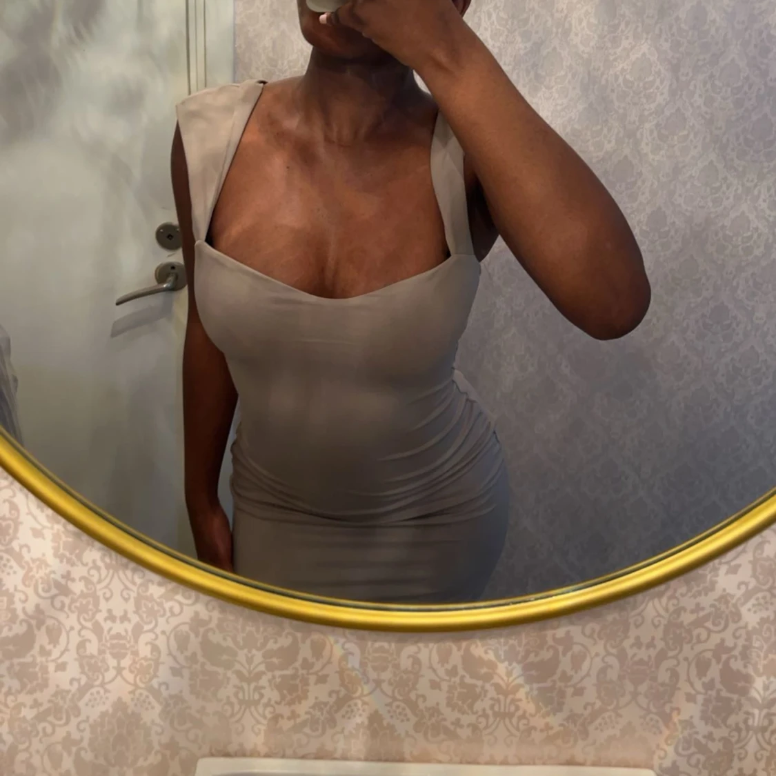 Beige klänking - 90