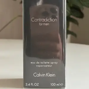 Öoppnad Calvin Klein parfym, 100ml  Nypris 800. 