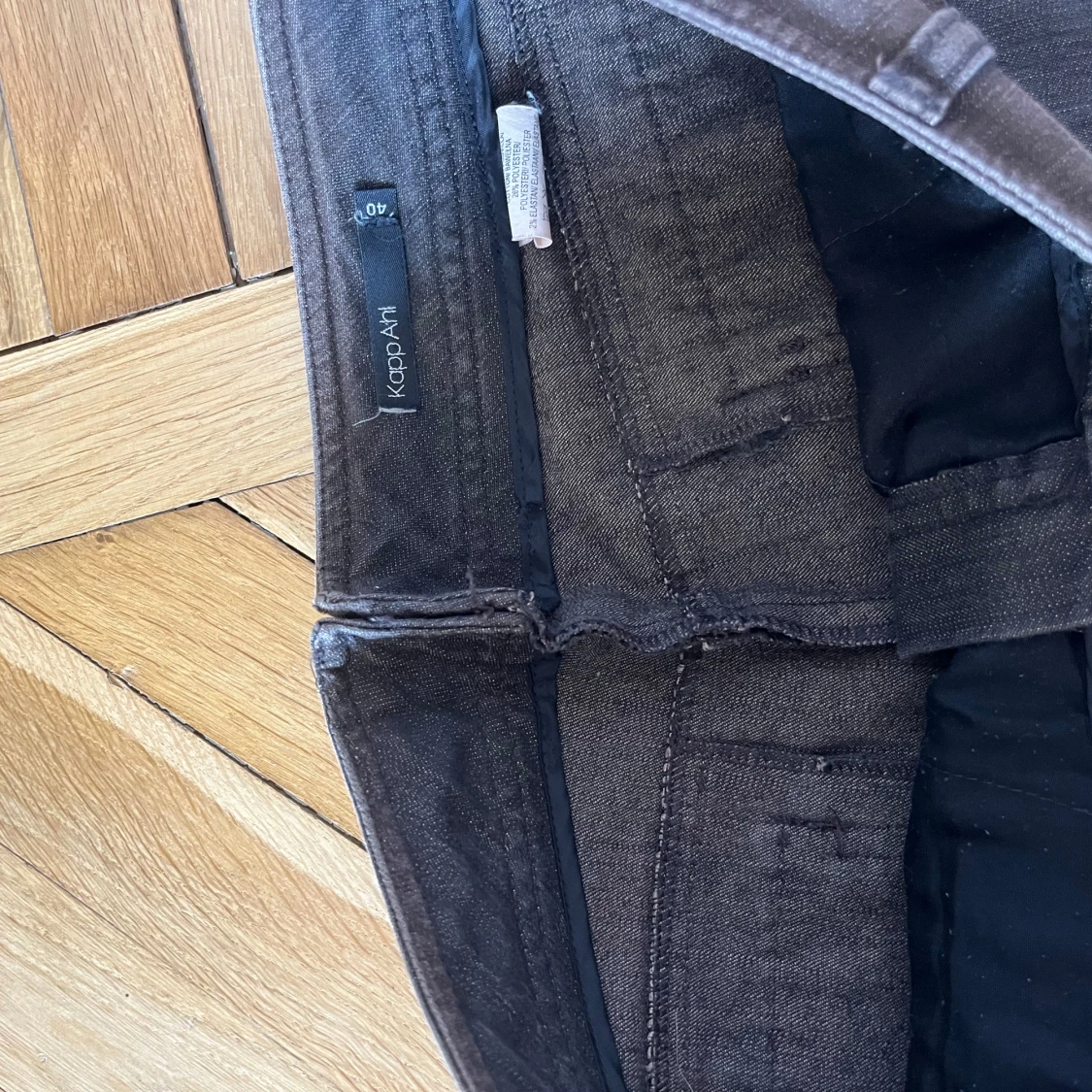 Bruna lågmidjade byxor - 92