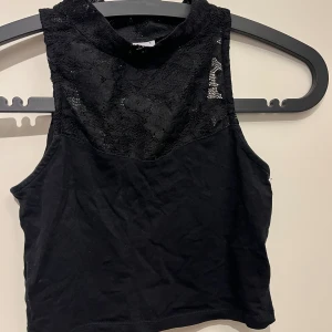 Festtopp - Kan va tight vid huvudet 