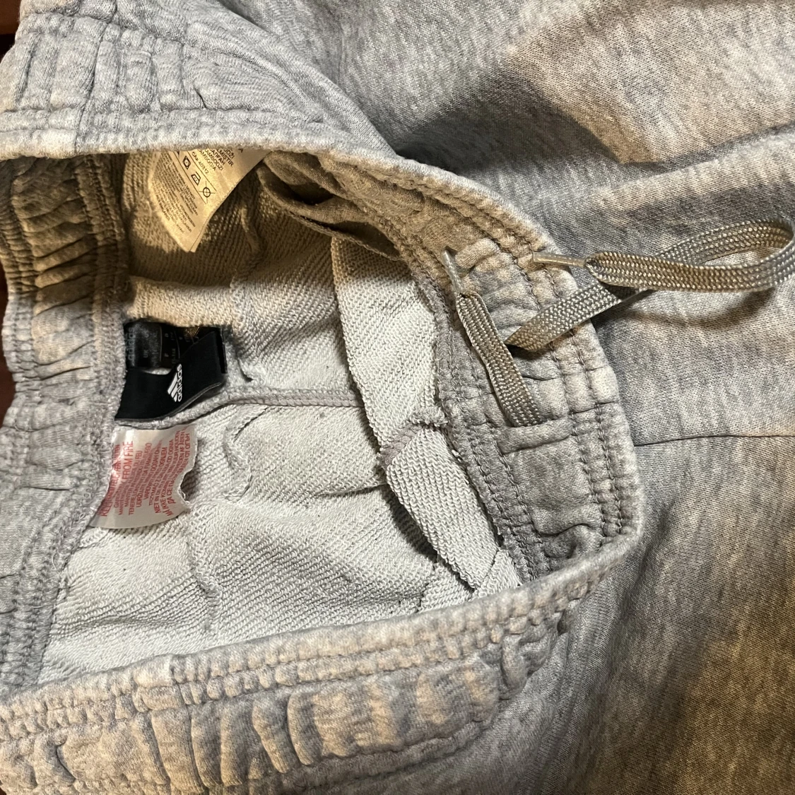 Adidas mjukisbyxor - 91