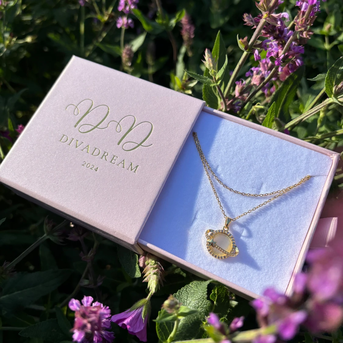 DivaDream Saturnus Halsband - 91