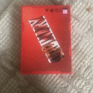 Stray kids oddinary album  - Säljer för lämplig pris innehållet allt som orginala paketet hade 