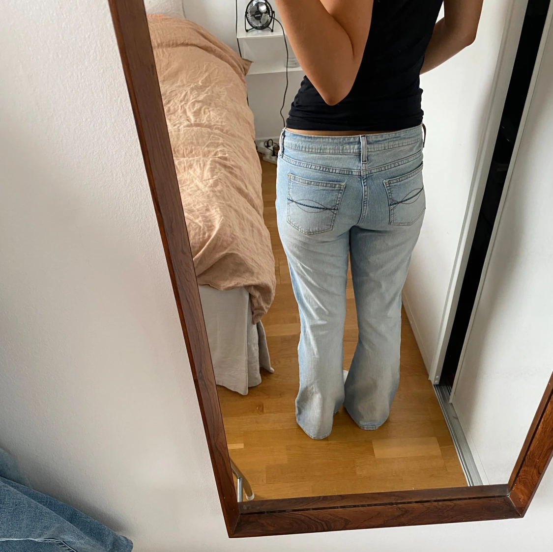 Lågmidjade flared jeans - 90