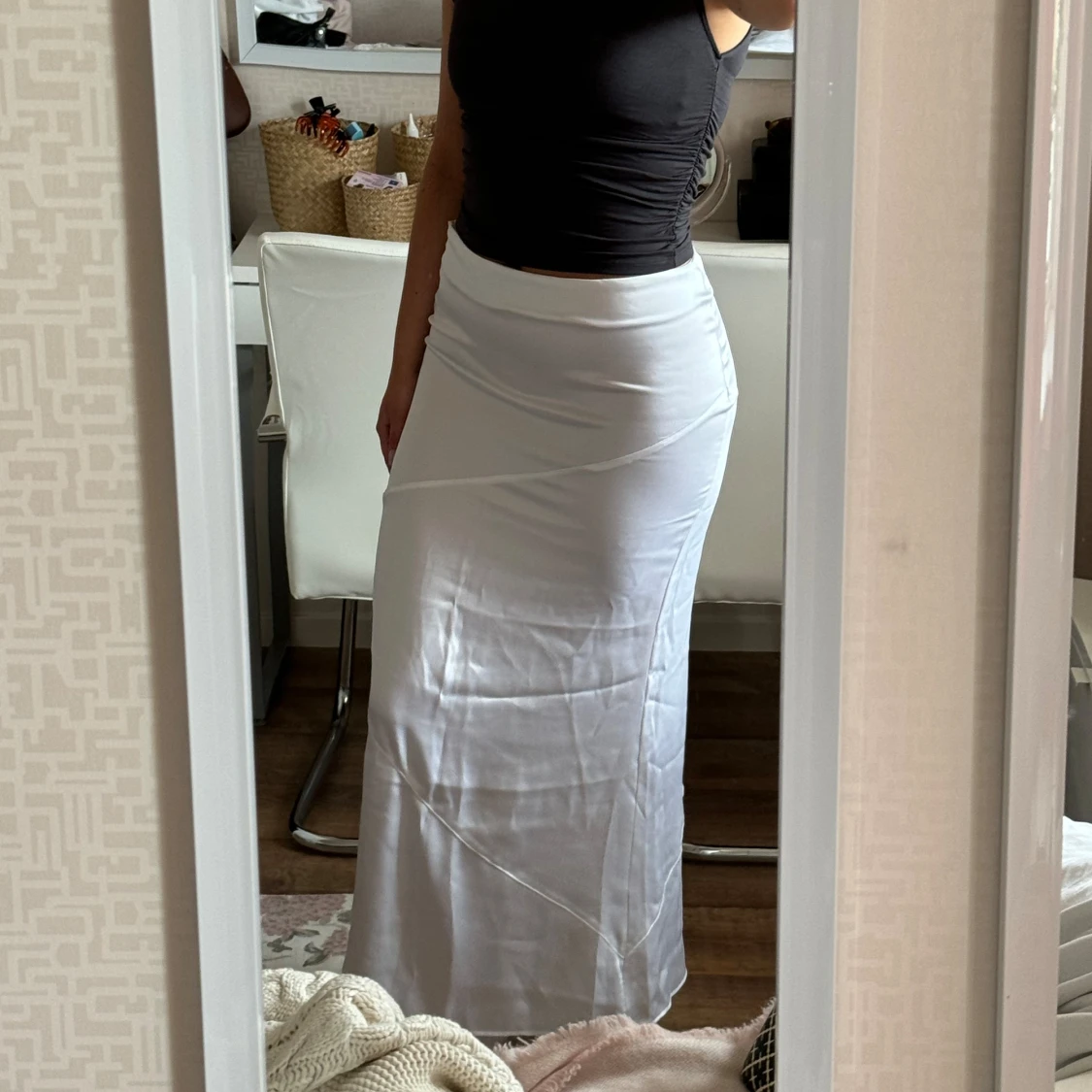 Satinkjol från NAKD