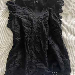 Söt topp - jättesöt topp, aldrig använd💕 Passar även S!!