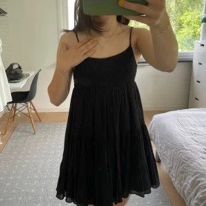 Zara klänning - Svart Zara klänning🖤