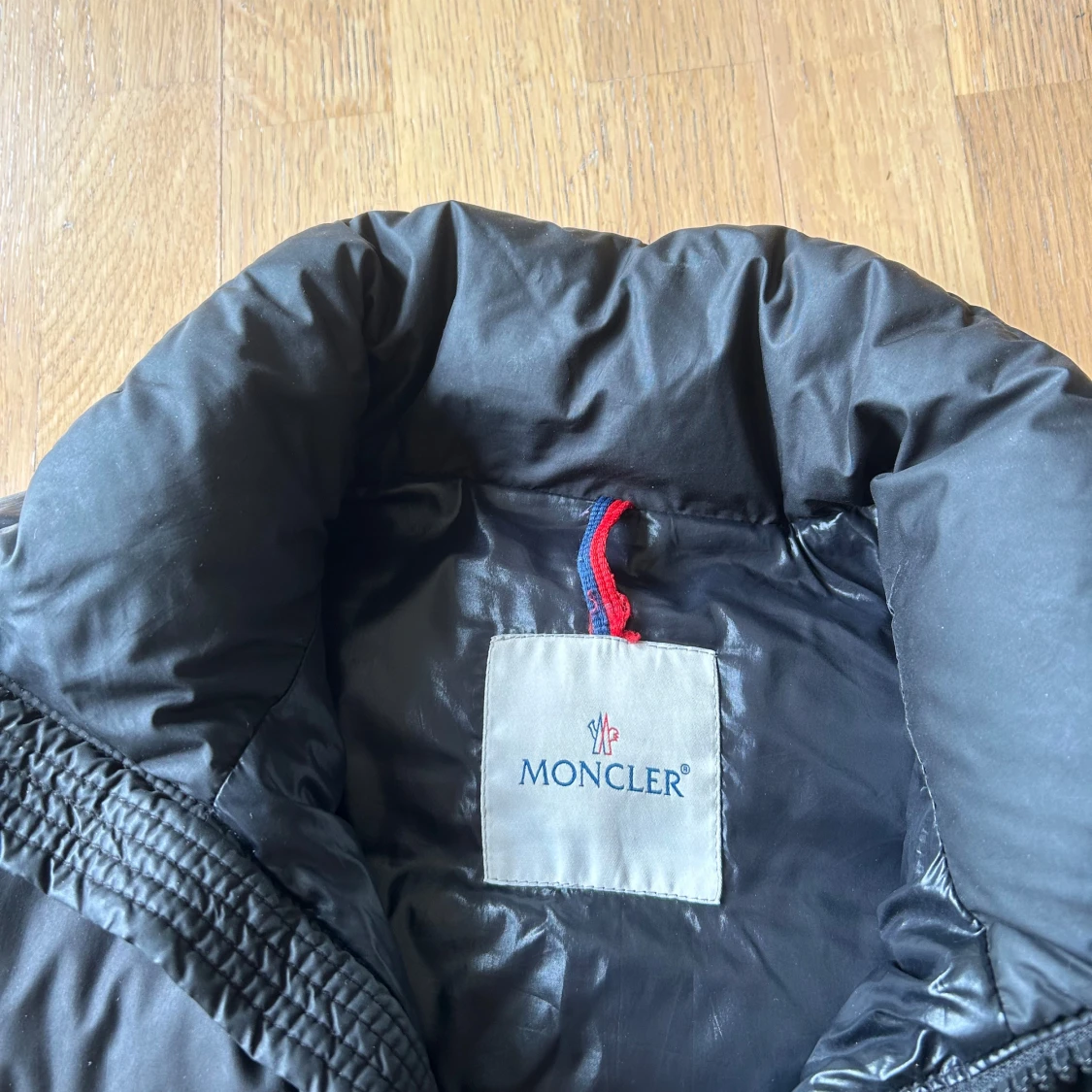 Moncler jacka - 90