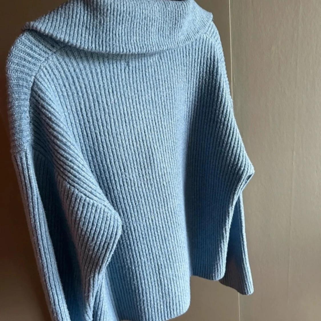 Stickad tröja!  - 90