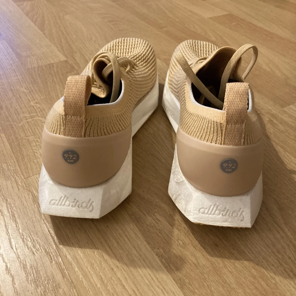 Ljusorange Allbirds skor - 90