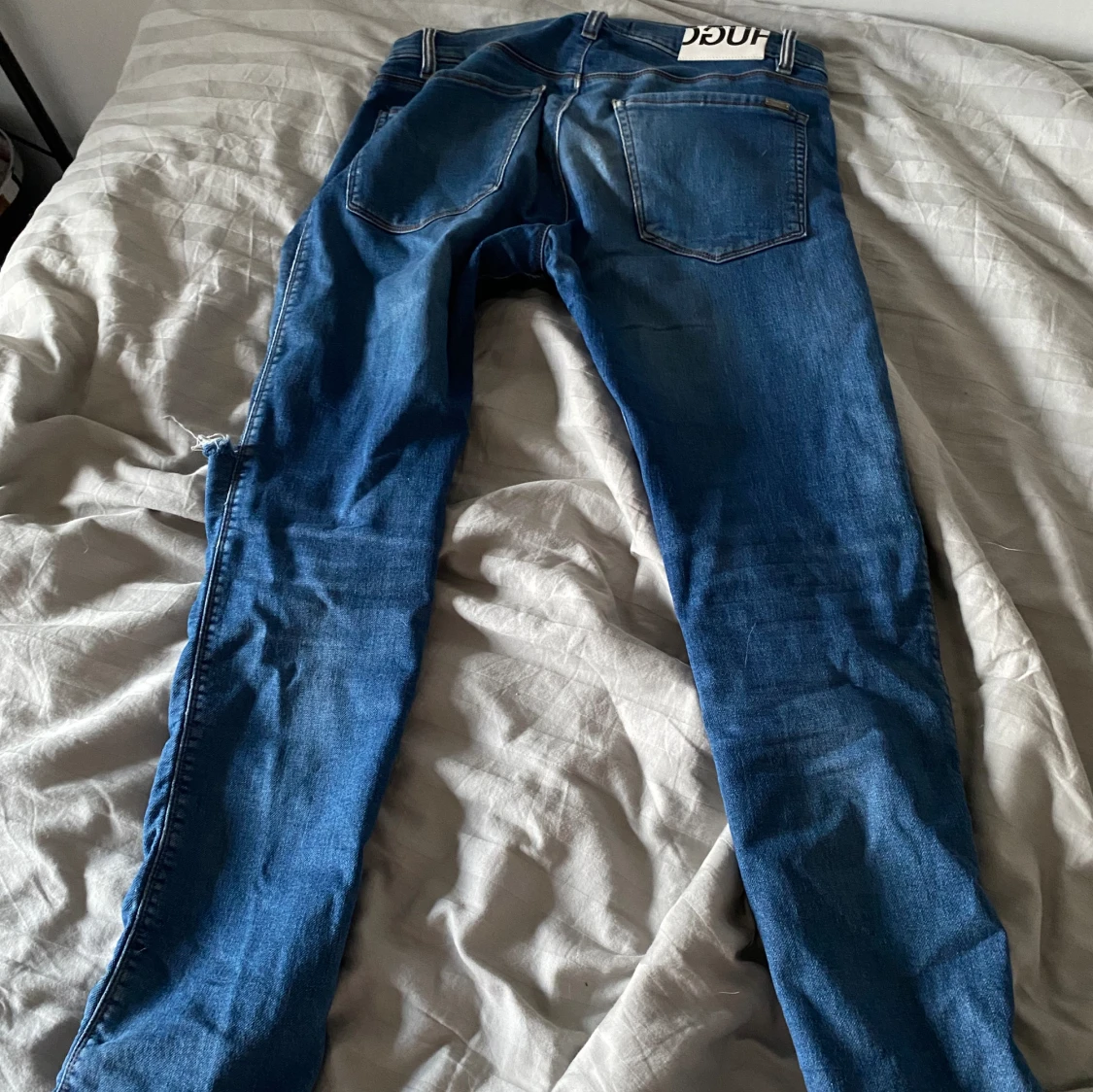 Hugo Jeans - 90