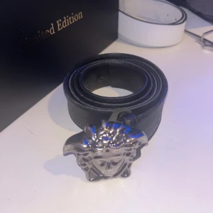 Vesache bälte - Pris kan diskuteras.