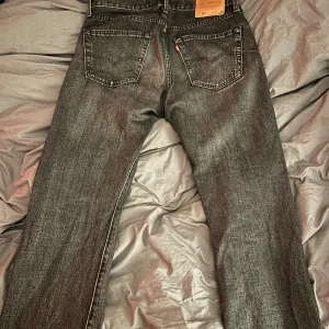 Levis 501 jeans  - Strl 31/30 i bra skick